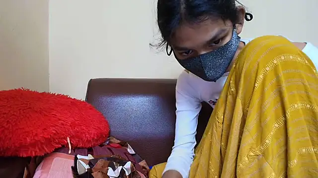 Snapshot of Srabontii chatting on 11-20-25, 09:31 Srabontii online show from 11-20-25, 09:31