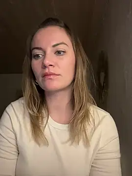 Milla  one online show from 12-27-24, 09:22