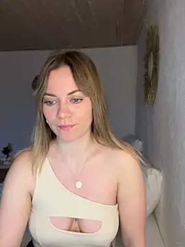 Milla  one online show from 01-22-25, 07:25