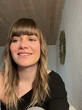 Milla  one online show from 02-13-25, 11:28