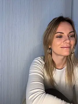 Milla  one online show from 11-26-25, 08:59