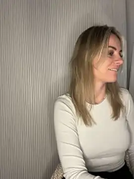 Milla  one online show from 12-15-25, 07:12