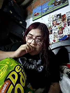 dafne19  online show from 10-12-25, 06:34