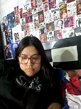 Snapshot of dafne19_ chatting on 12-14-25, 03:56 dafne19 online show from 12-14-25, 03:56