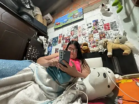 Snapshot of dafne19_ chatting on 02-24-26, 03:59 dafne19 online show from 02-24-26, 03:59