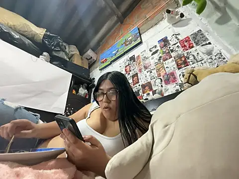 Snapshot of dafne19_ chatting on 06-28-26, 03:56 dafne19 online show from 06-28-26, 03:56