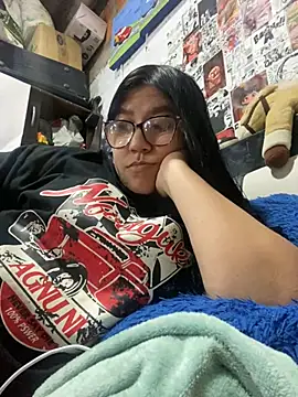Snapshot of dafne19_ chatting on 07-19-26, 02:37 dafne19 online show from 07-19-26, 02:37