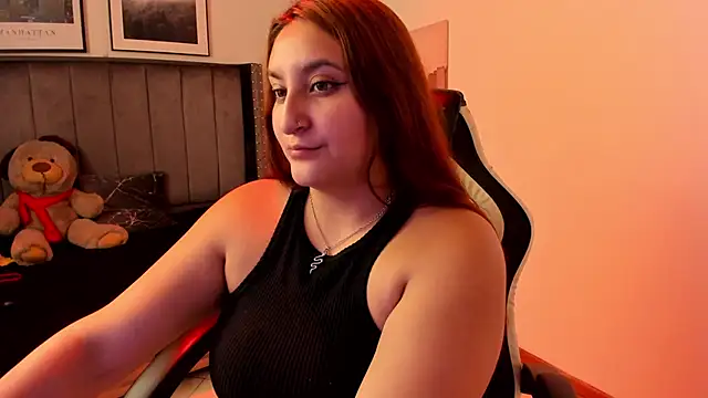 Snapshot of Alaia_Cute chatting on 03-03-25, 08:38 Alaia Cute online show from 03-03-25, 08:38