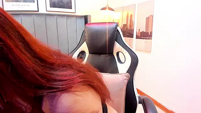 Snapshot of Alaia_Cute chatting on 03-11-25, 05:49 Alaia Cute online show from 03-11-25, 05:49