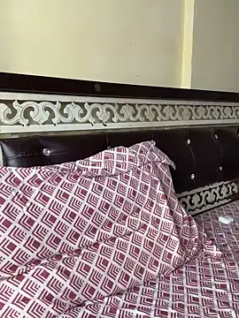 Aakanshaa   online show from 10-23-25, 05:07