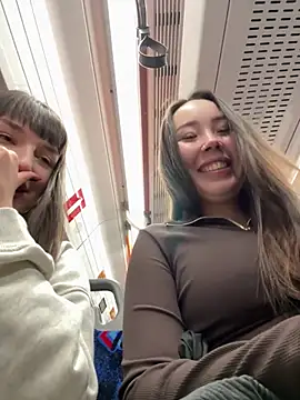 Snapshot of Sophie_Avory chatting on 02-16-25, 08:11 Sophie Avory online show from 02-16-25, 08:11