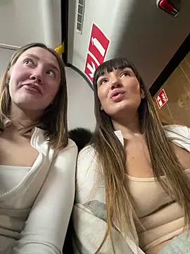 Snapshot of Sophie_Avory chatting on 02-01-26, 07:34 Sophie Avory online show from 02-01-26, 07:34