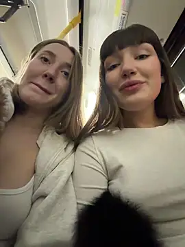 Snapshot of Sophie_Avory chatting on 03-11-26, 05:19 Sophie Avory online show from 03-11-26, 05:19