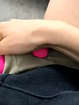 Snapshot of geilehecke1 chatting on 01-24-25, 05:32 geilehecke1 online show from 01-24-25, 05:32