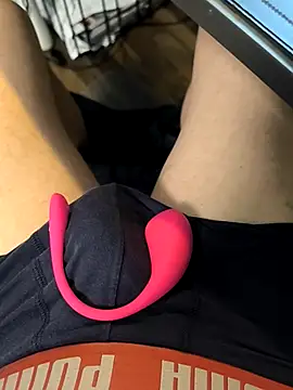 Snapshot of geilehecke1 chatting on 09-12-25, 08:58 geilehecke1 online show from 09-12-25, 08:58