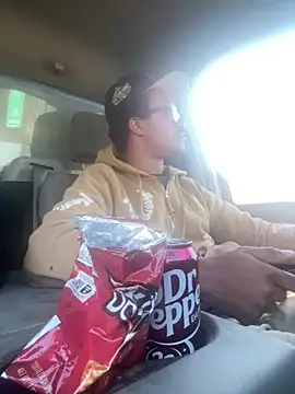 Snapshot of demonpt3 chatting on 02-12-26, 04:35 demonpt3 online show from 02-12-26, 04:35