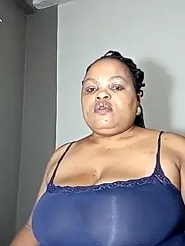 Snapshot of hugemelonsxxx chatting on 02-09-25, 06:05 hugemelonsxxx online show from 02-09-25, 06:05