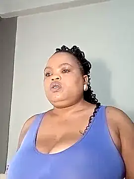 Snapshot of hugemelonsxxx chatting on 02-15-25, 08:44 hugemelonsxxx online show from 02-15-25, 08:44