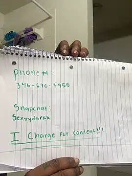 Snapshot of jaadeee2233 chatting on 01-21-25, 04:43 jaadeee2233 online show from 01-21-25, 04:43