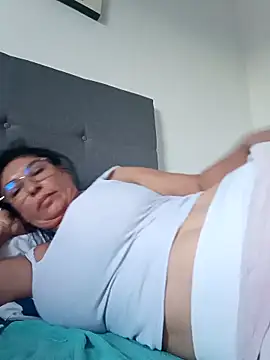 katysquirtdirty online show from 04-26-26, 11:08