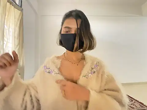 MaYaa  11 online show from 01-03-25, 11:03