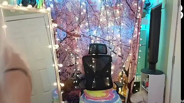 cunty tranny lydia online show from 06-15-26, 04:58