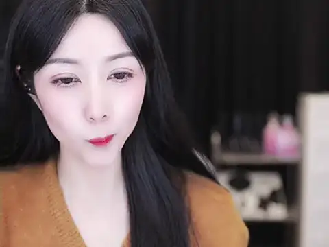 Nuyoah-77 online show from 11-08-25, 03:34