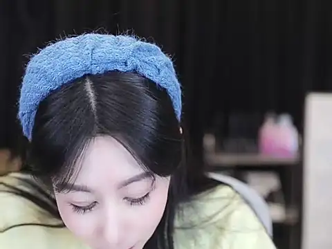 Nuyoah-77 online show from 11-29-25, 02:31