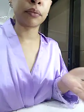 Snapshot of LadyAvalon chatting on 11-01-25, 05:59 LadyAvalon online show from 11-01-25, 05:59