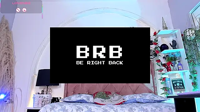 Snapshot of LadyAvalon chatting on 12-13-25, 07:53 LadyAvalon online show from 12-13-25, 07:53