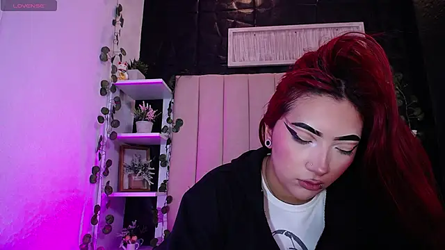 Mia Rinn online show from 02-12-25, 07:02