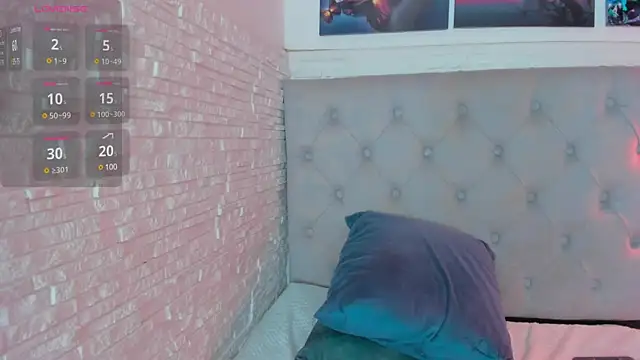 Snapshot of graceymilf666 chatting on 01-17-25, 02:28 graceymilf666 online show from 01-17-25, 02:28