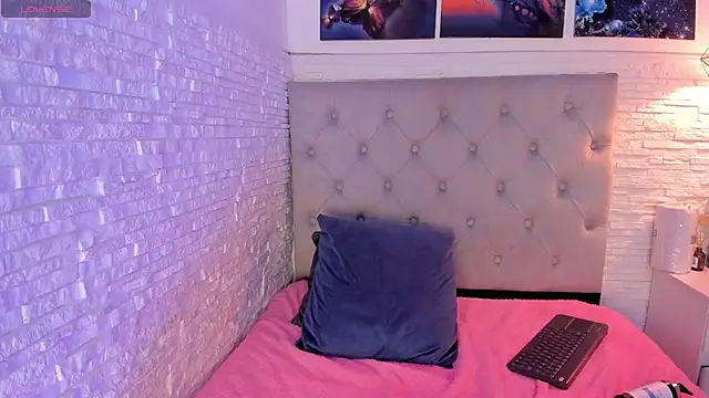 Snapshot of graceymilf666 chatting on 02-28-25, 02:31 graceymilf666 online show from 02-28-25, 02:31