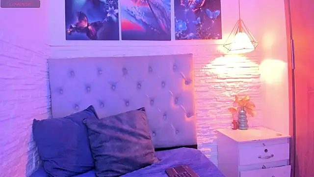 Snapshot of graceymilf666 chatting on 03-05-25, 11:38 graceymilf666 online show from 03-05-25, 11:38