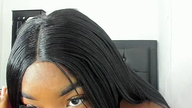 Snapshot of Natassha_brown1 chatting on 09-10-25, 11:38 Natassha brown1 online show from 09-10-25, 11:38