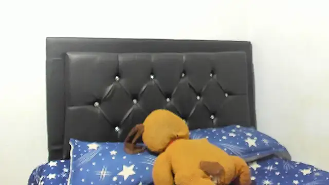 Snapshot of Natassha_brown1 chatting on 02-12-26, 12:16 Natassha brown1 online show from 02-12-26, 12:16