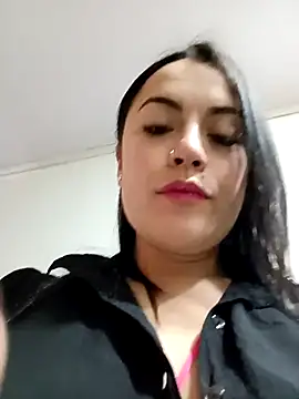 Snapshot of Lesly_10- chatting on 03-10-25, 03:09 Lesly 10- online show from 03-10-25, 03:09