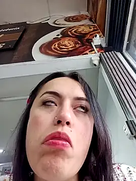 Snapshot of Lesly_10- chatting on 03-12-25, 12:26 Lesly 10- online show from 03-12-25, 12:26