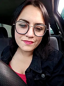 Snapshot of Lesly_10- chatting on 03-18-25, 05:21 Lesly 10- online show from 03-18-25, 05:21