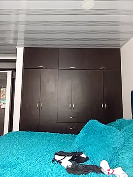 Snapshot of Lesly_10- chatting on 09-12-25, 02:39 Lesly 10- online show from 09-12-25, 02:39