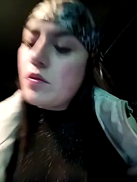 Snapshot of Lesly_10- chatting on 09-13-25, 03:17 Lesly 10- online show from 09-13-25, 03:17