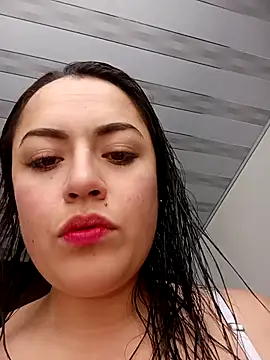 Snapshot of Lesly_10- chatting on 09-29-25, 05:18 Lesly 10- online show from 09-29-25, 05:18