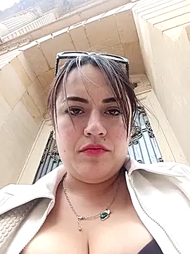 Snapshot of Lesly_10- chatting on 11-02-25, 06:32 Lesly 10- online show from 11-02-25, 06:32