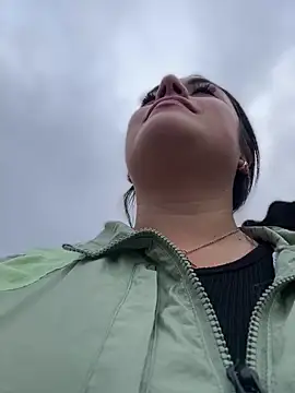 Snapshot of Lesly_10- chatting on 02-15-26, 11:01 Lesly 10- online show from 02-15-26, 11:01