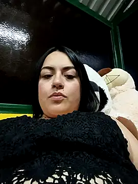 Snapshot of Lesly_10- chatting on 07-20-26, 04:16 Lesly 10- online show from 07-20-26, 04:16