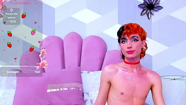 Snapshot of KylieMonnett chatting on 02-04-25, 01:13 KylieMonnett online show from 02-04-25, 01:13