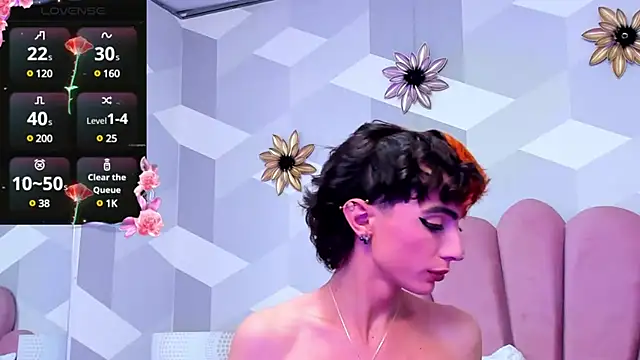 Snapshot of KylieMonnett chatting on 02-19-25, 04:34 KylieMonnett online show from 02-19-25, 04:34