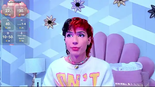 Snapshot of KylieMonnett chatting on 03-01-25, 05:38 KylieMonnett online show from 03-01-25, 05:38