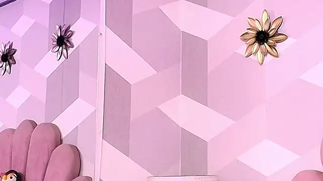 Snapshot of KylieMonnett chatting on 12-02-25, 03:12 KylieMonnett online show from 12-02-25, 03:12