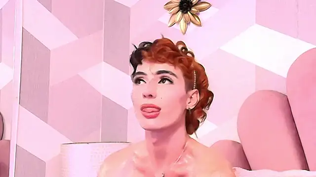 Snapshot of KylieMonnett chatting on 01-18-26, 08:01 KylieMonnett online show from 01-18-26, 08:01